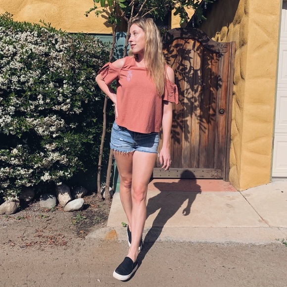 Madewell Open Shoulder Top - Picture 3 of 6